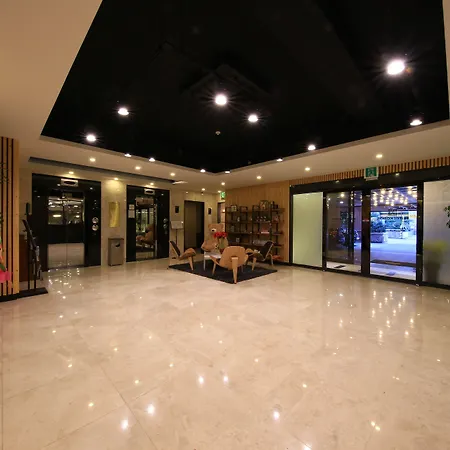 Kobos Hotel